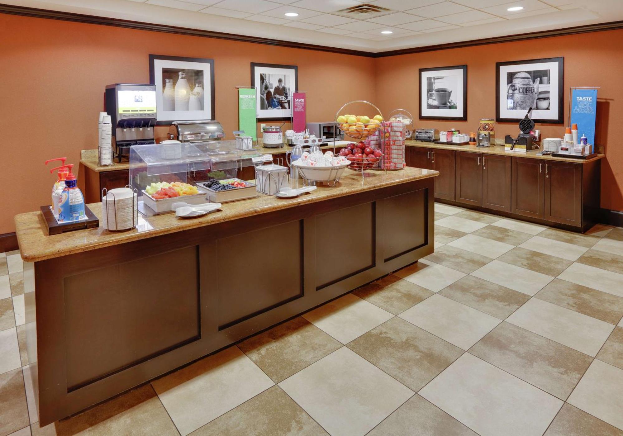 Hampton Inn & Suites Fort Worth/Forest Hill Esterno foto