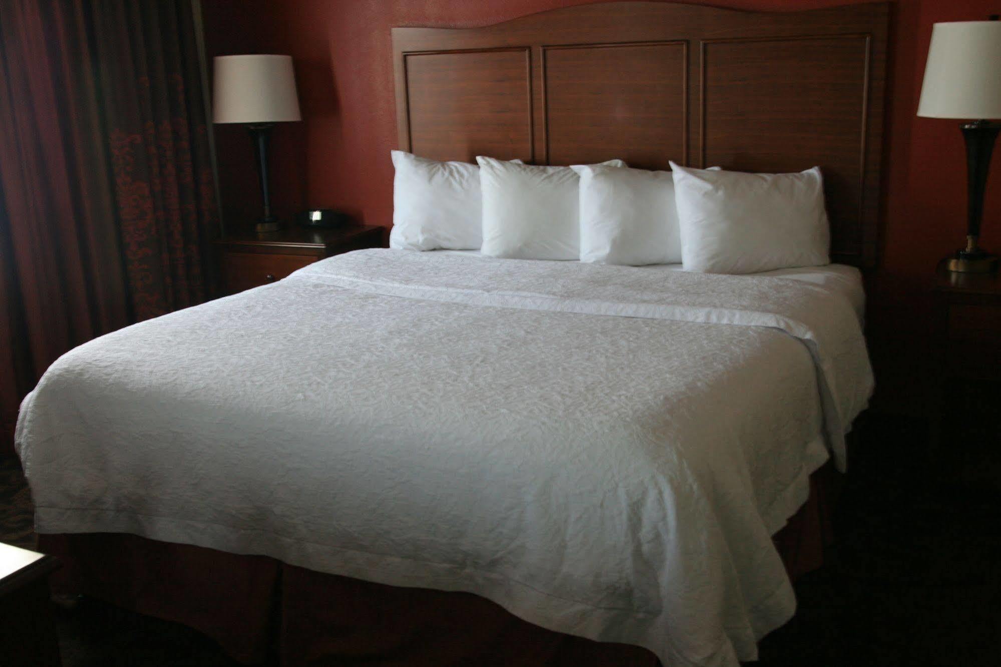 Hampton Inn & Suites Fort Worth/Forest Hill Esterno foto