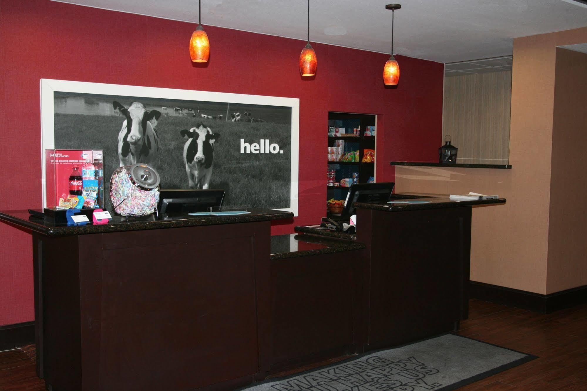 Hampton Inn & Suites Fort Worth/Forest Hill Esterno foto