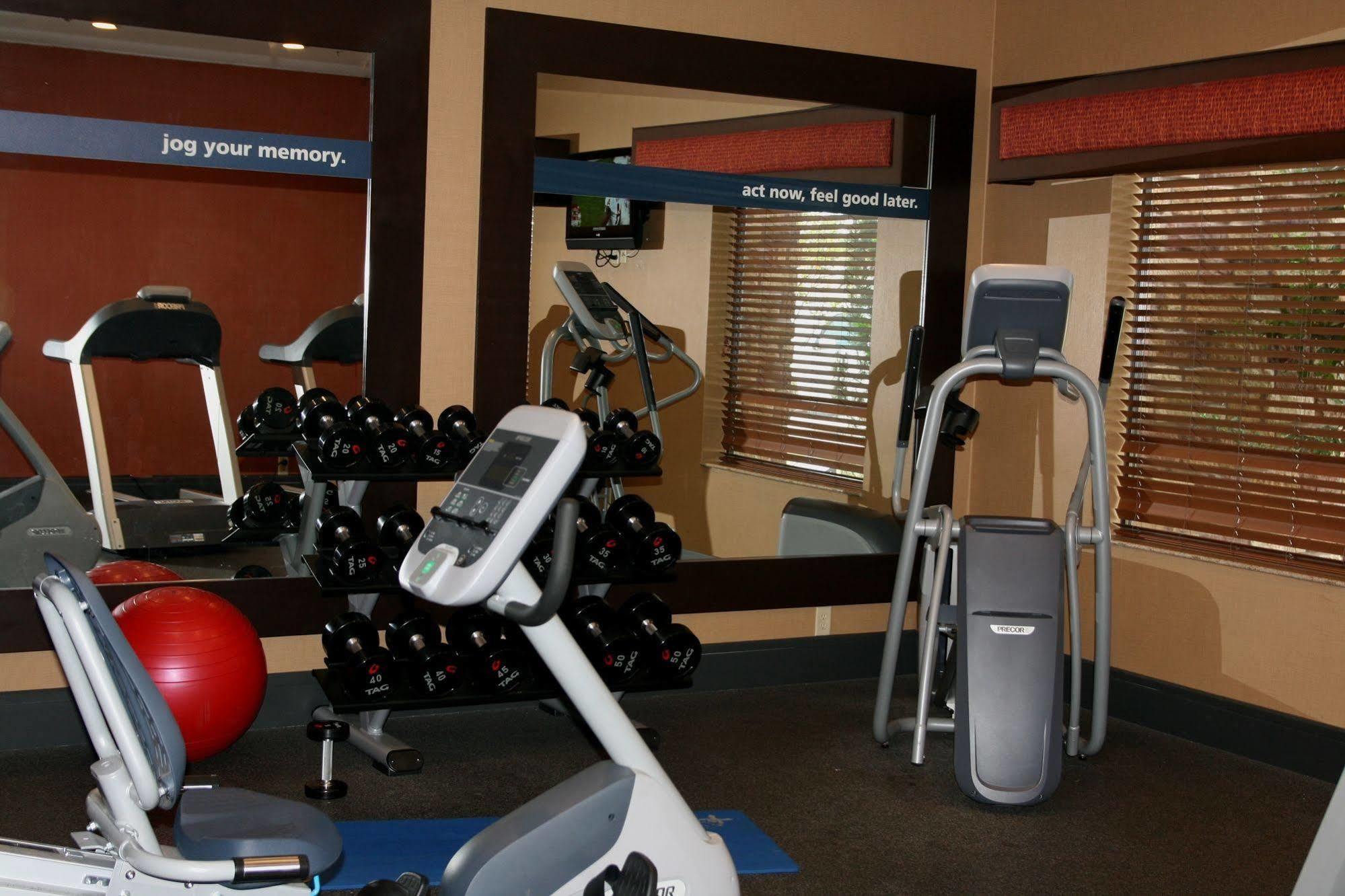 Hampton Inn & Suites Fort Worth/Forest Hill Esterno foto